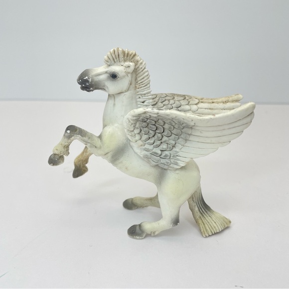PEGASUS Made in Germany Hand Painted Bullyland - Picture 5 of 8